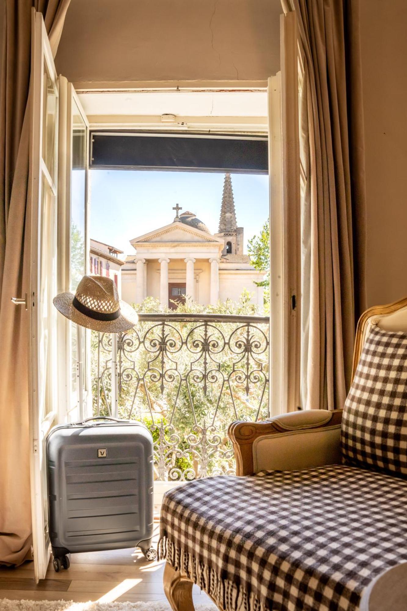 Hotel Gounod Saint-Rémy-de-Provence Esterno foto