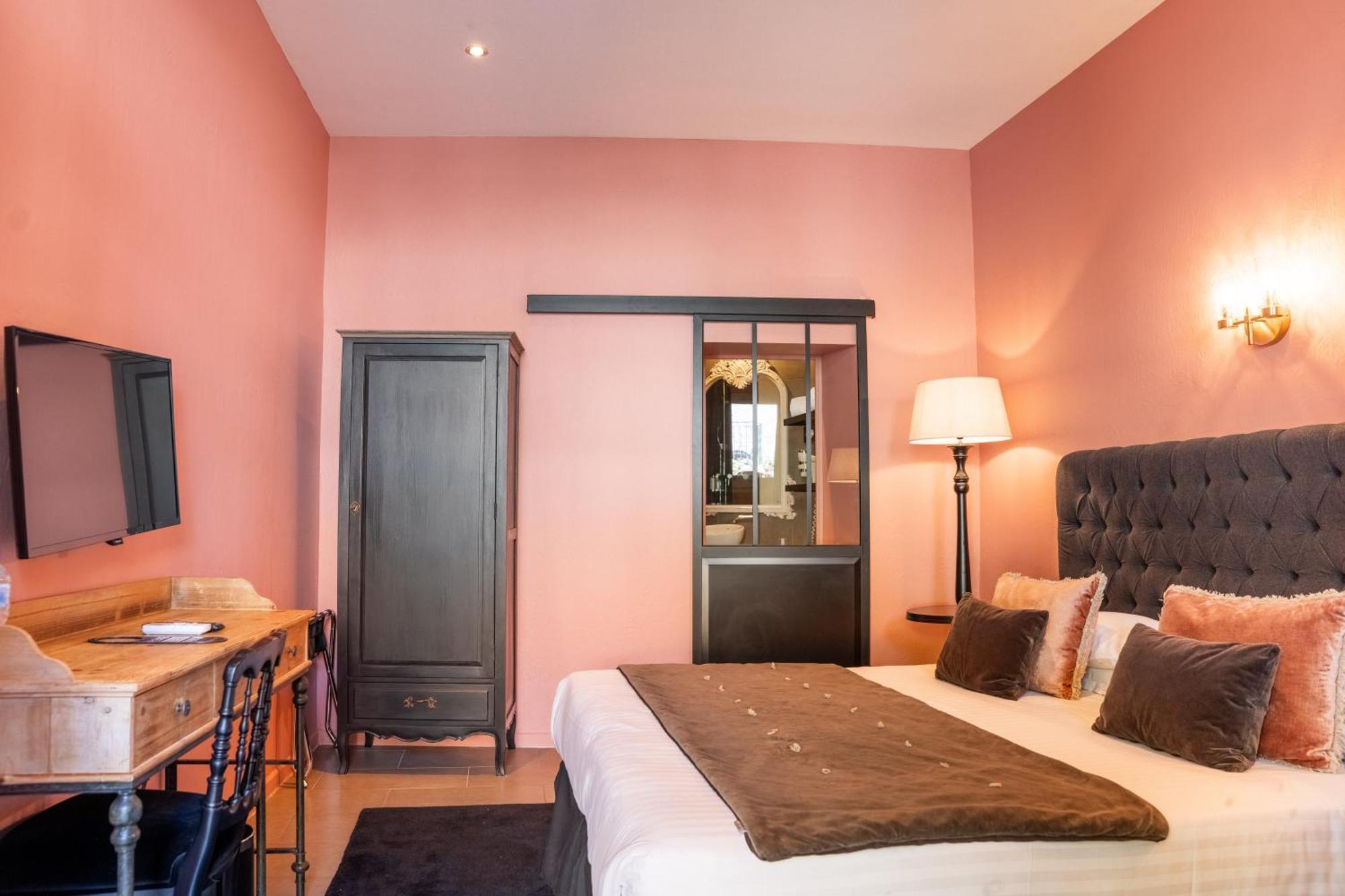 Hotel Gounod Saint-Rémy-de-Provence Esterno foto
