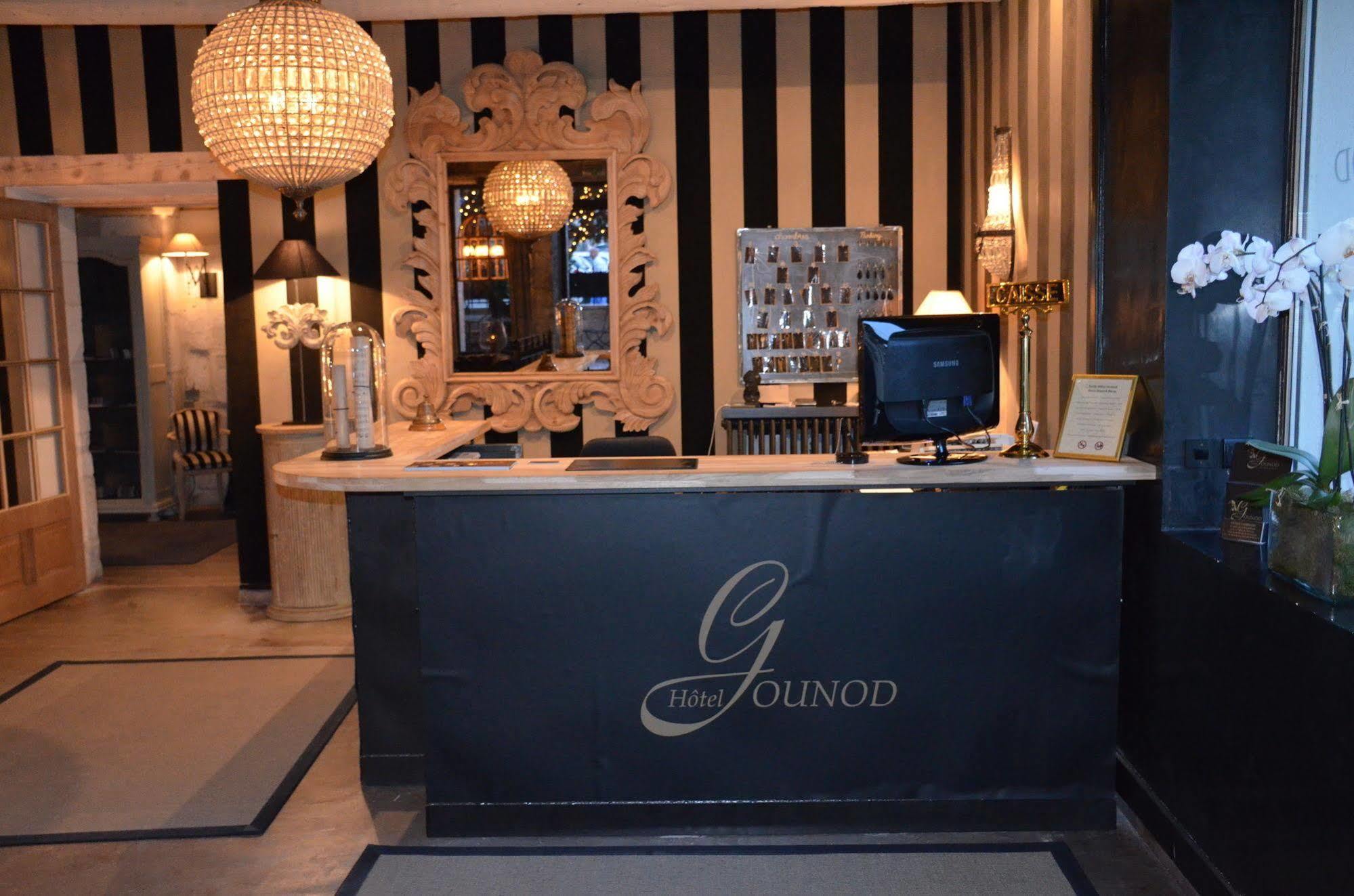 Hotel Gounod Saint-Rémy-de-Provence Esterno foto