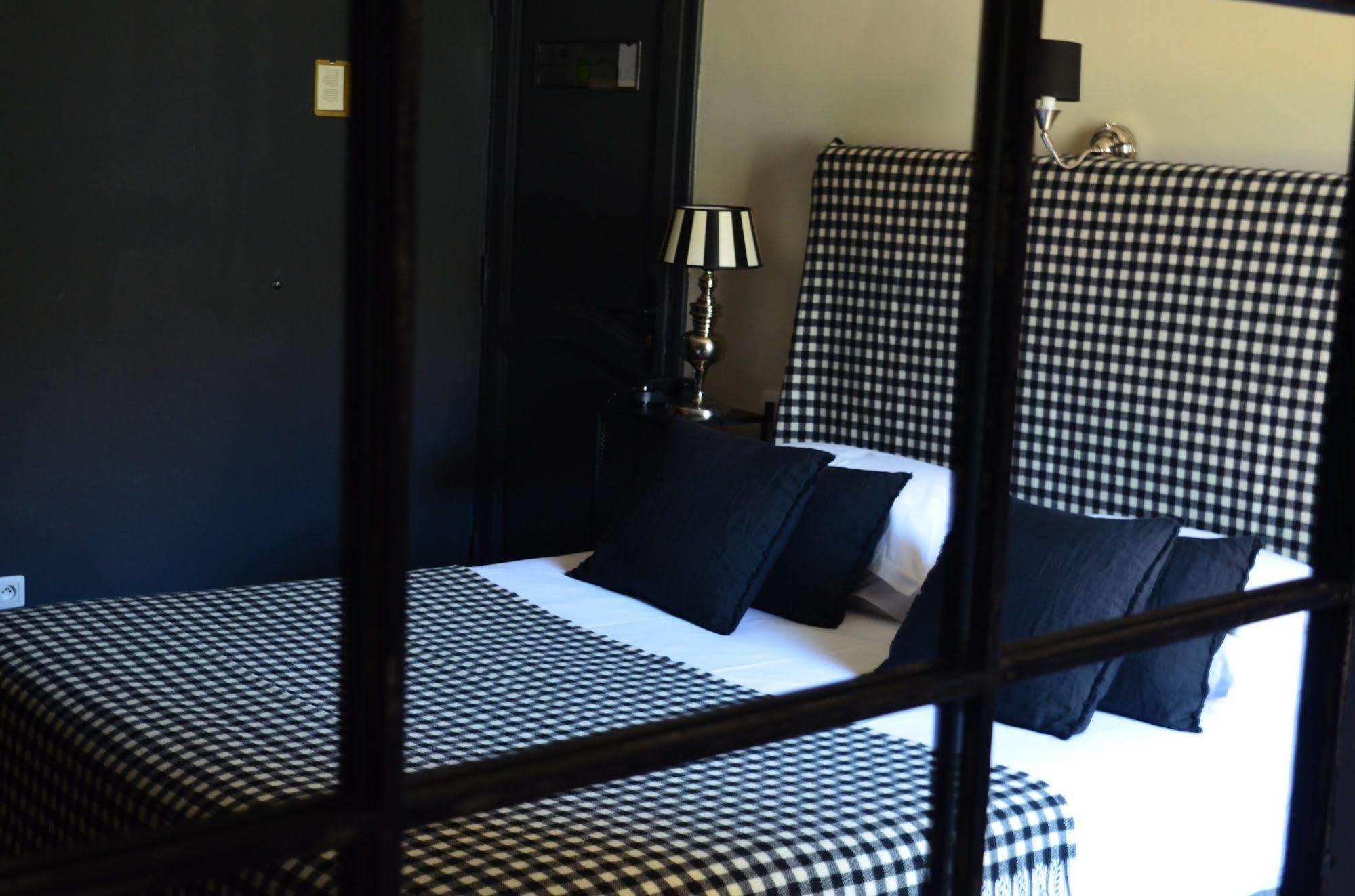 Hotel Gounod Saint-Rémy-de-Provence Esterno foto