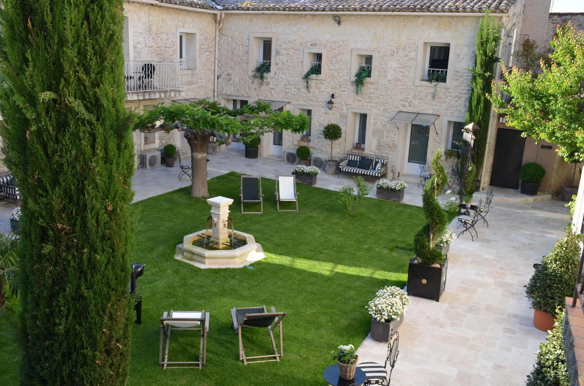 Hotel Gounod Saint-Rémy-de-Provence Esterno foto